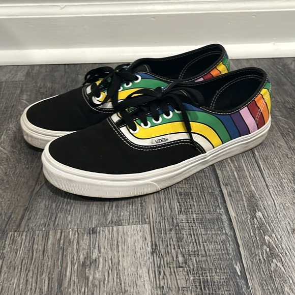 Vans Authentic Reissue Refract Sneaker - 10 - Picture 6 of 12